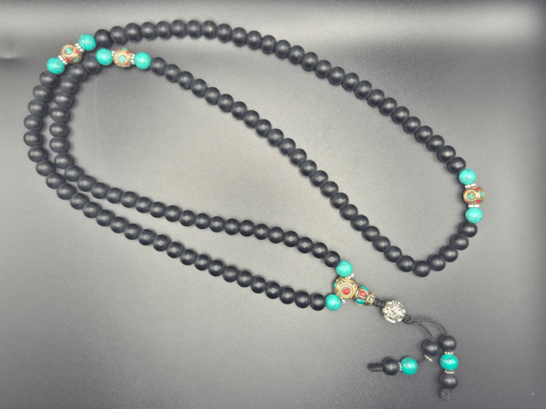 Shaligram Mala-Gebetskette mit Ethno-Schmuck | 108+1 Perlen | ca. 8mm